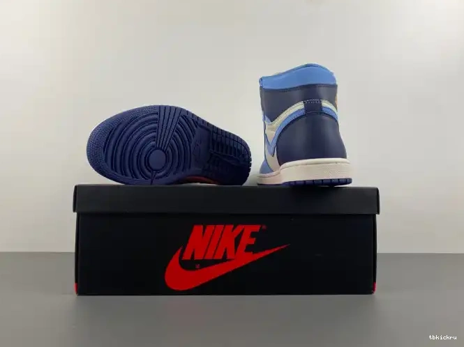 Rep TBkick Jordan FD2596-400 Flight 1 First WMNS in OG Air High 0511